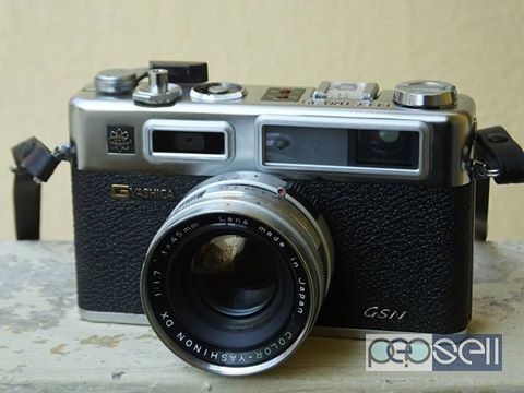 Vintage Yashica electro 35 film camera 2 