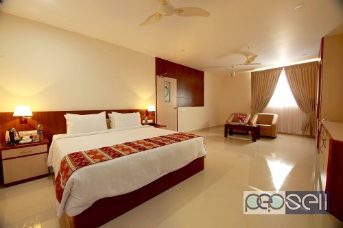HOTEL ROOMS NEAR  COCHIN AIRPORT &  ATHIRAPPILLY WATER FALLS  CHALAKUDY 2 