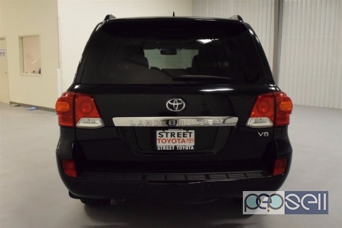  Toyota Land Cruiser GXR 2014 @$18,000  0 
