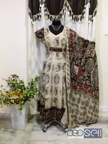 kalamkari printed anarkalis some with dupatta some without dupatta sizes mentioned on each pic- 34-48 available price- rs1500 each at wholesale moq- 5 3 
