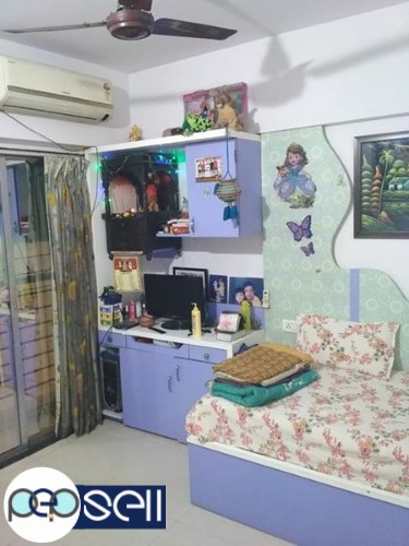Urgent Sale 2Bhk fully furnished flat at Thane next to Viviana mall with covered car 2 