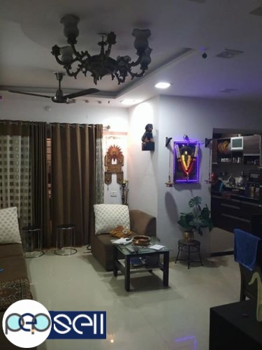Urgent Sale 2Bhk fully furnished flat at Thane next to Viviana mall with covered car 5 