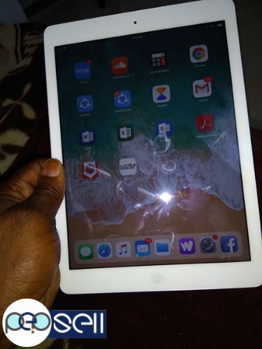 iPad Air 64Gb only WiFi, still new. 1 