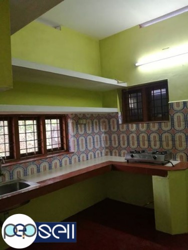 1600 sqft house at Aluva (Sreemoola Nagaram) 4 