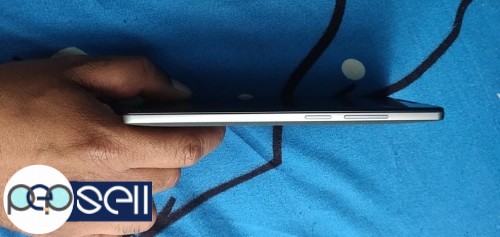 2.5 years old Oneplus 2 phone for sale in Bangalore. Sprankly used phone without any scratches. 2 