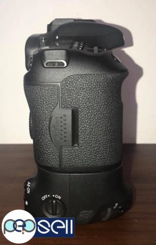 Canon 7D Mark II body with grip, extra battery and 64gb CF card 3 