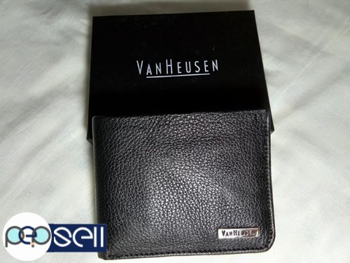 Van Heusen pure leather wallets 0 