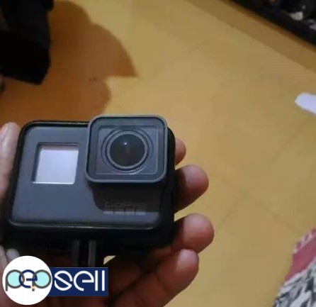 GoPro Hero 5 black with extra battery 0 