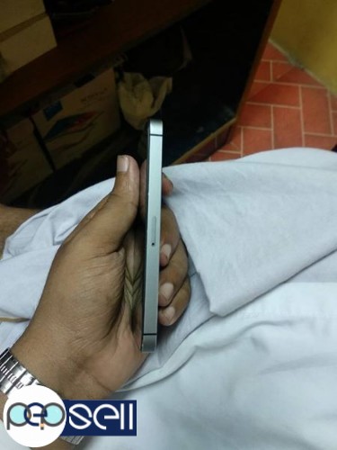 Iphone 5s 16GB for sale at Visharam 4 