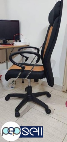 Sparingly used and well maintained computer chair for sale 1 