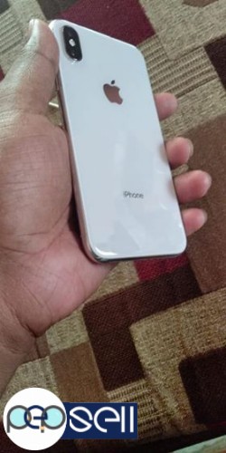 iPhone x silver colour 7 month warranty left 2 