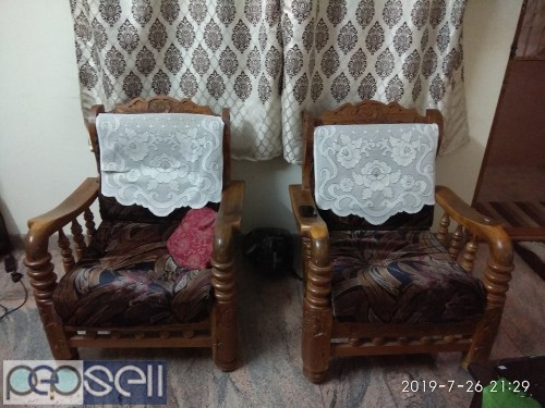Traditional style sofa set 8 years old for sale 2 