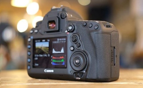 Brand new canon 5D mark 4 with bill not used purchase 07-09-2019 0 