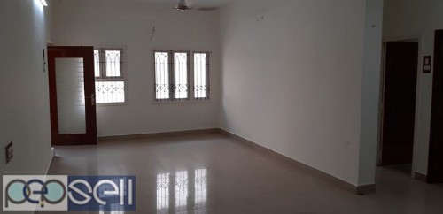 2400 sqft 4 bedroom available for rent. 1 