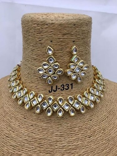 Buy unique necklace at low cost 1 