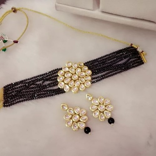 Buy unique necklace at low cost 2 