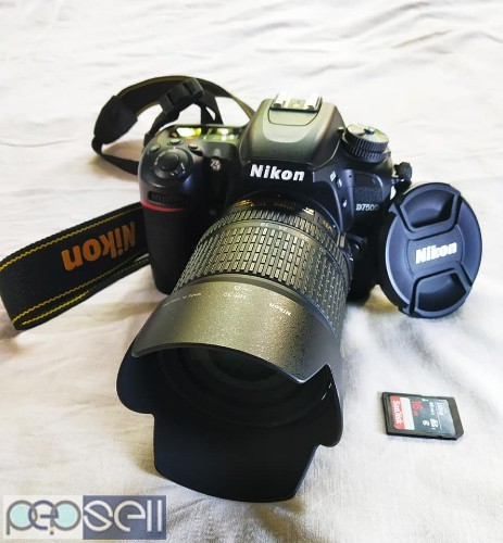 Nikon D7500 Camera with Kit lens Nikon 18-105 mm, 70-300 Non VR 0 