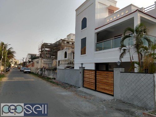 Independent house for sale 2400 sqft land 2600 built-up area 1 