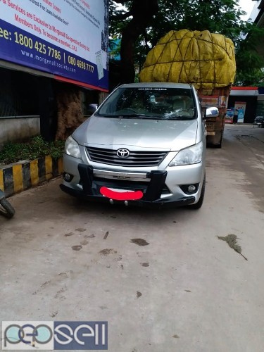 Toyota Innova 2.5v available for sale Near Hassan district Belur 1 